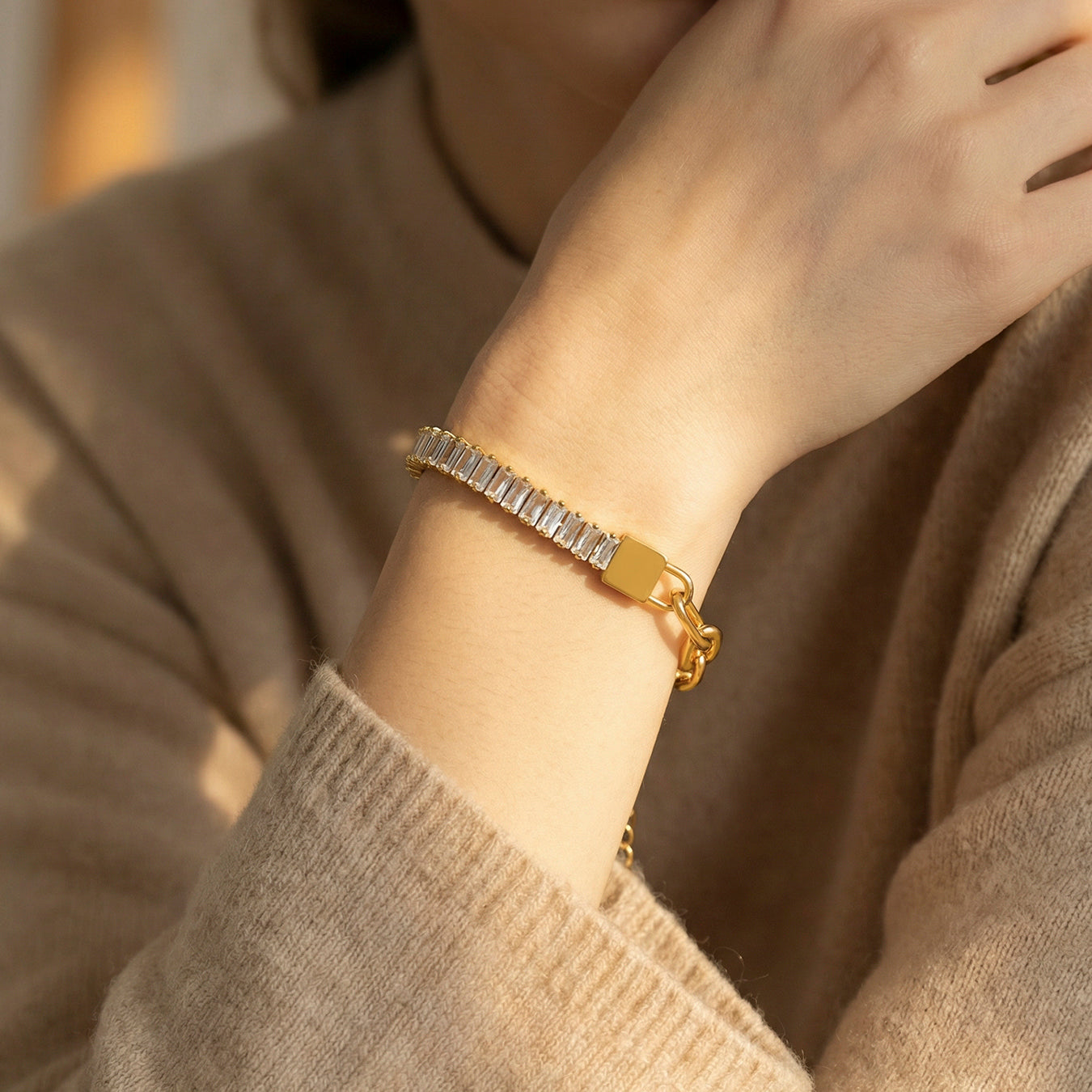 Zircon Link Bracelet