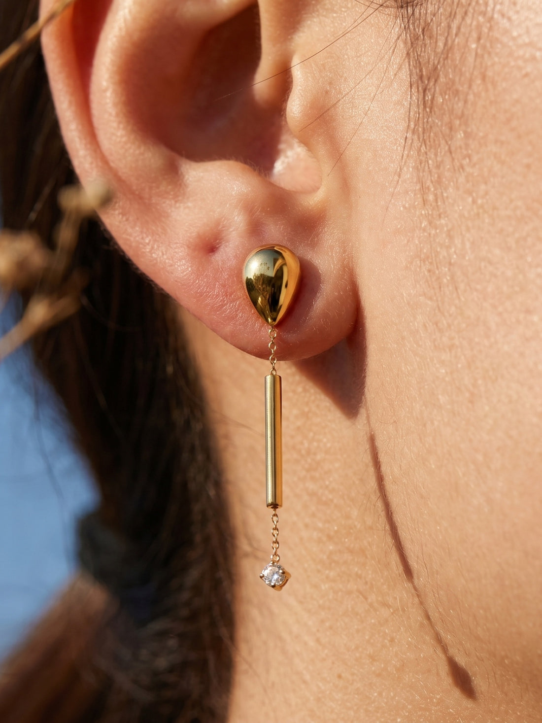 Teardrop Zircon Earrings